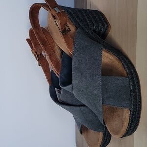 TOMS Blue Ibiza chunky sandals women's size 7.5W  New Without Tags